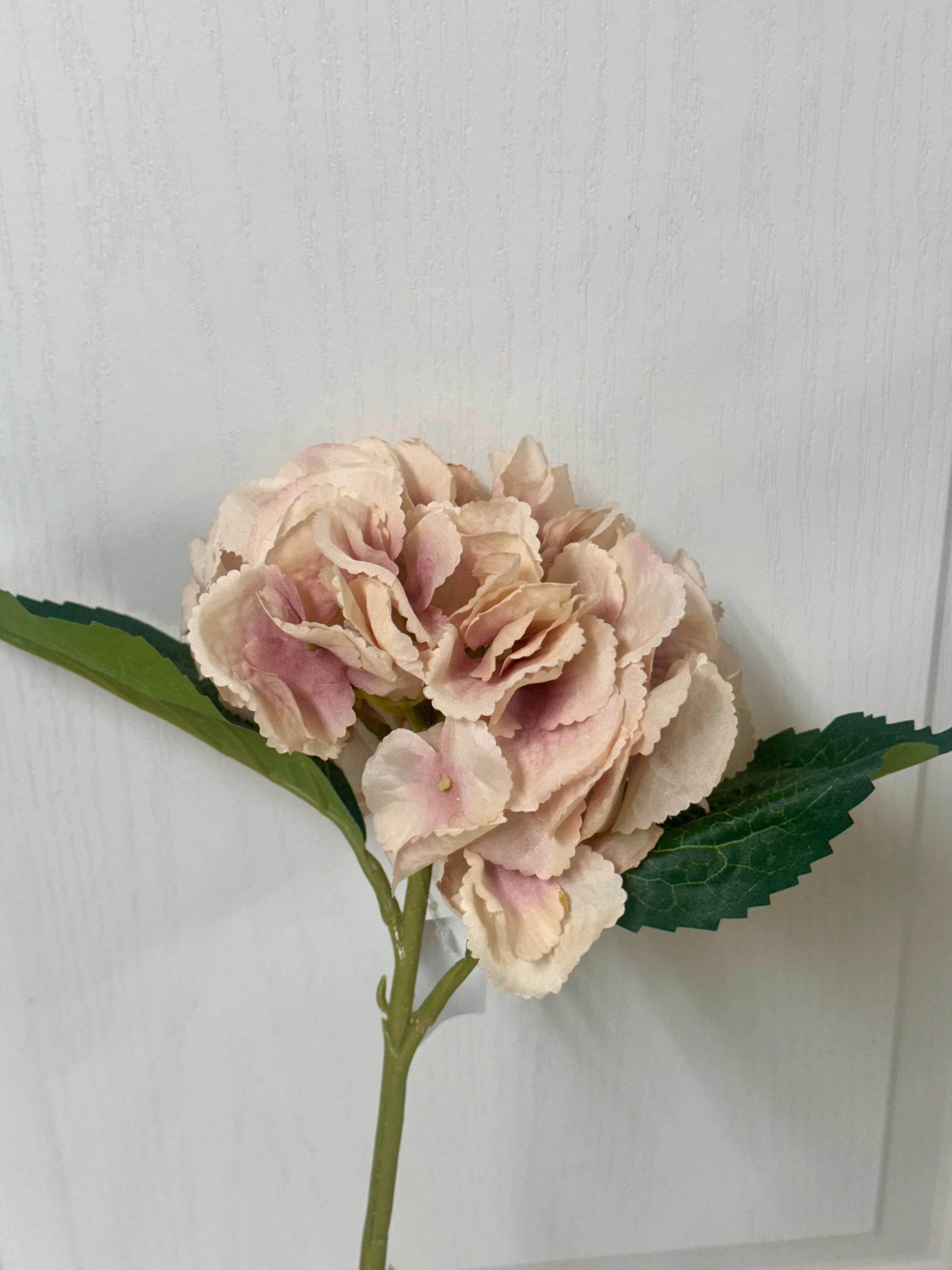 17.5 Inch Pink Hydrangea Stem