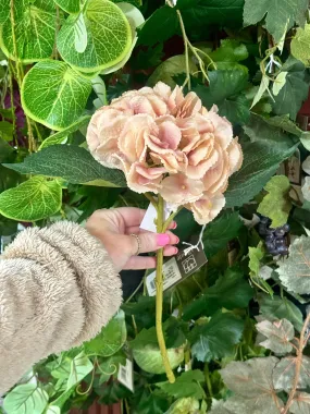 17.5 Inch Pink Hydrangea Stem