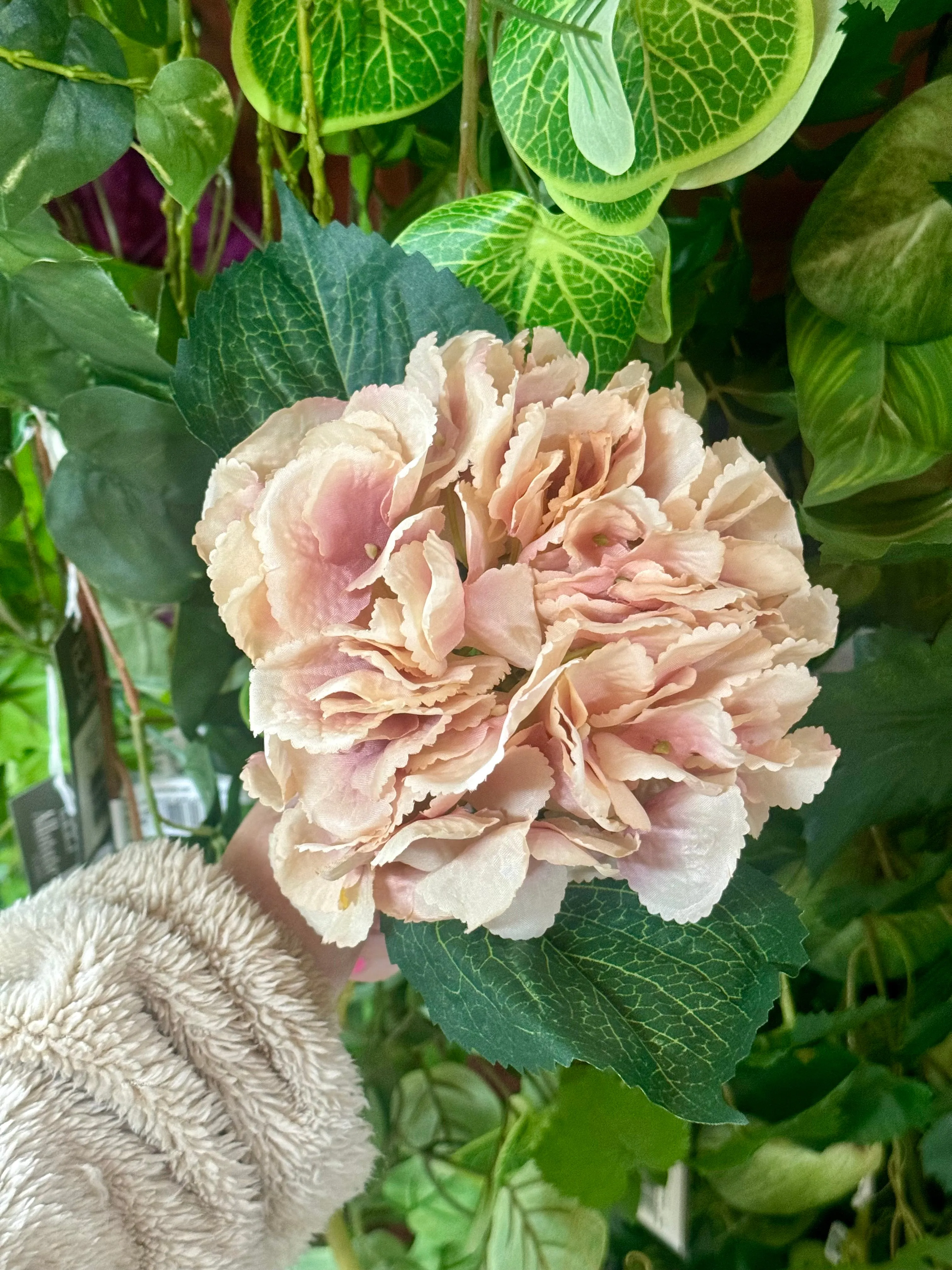 17.5 Inch Pink Hydrangea Stem